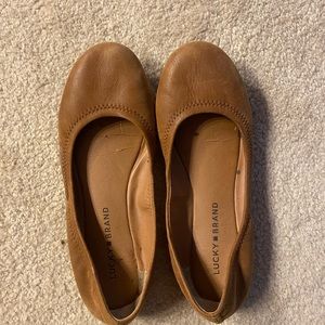 Women’s Tan Flats